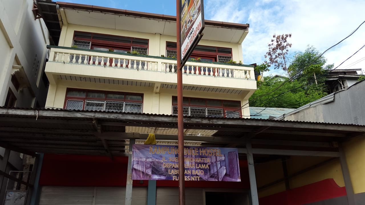 Kampung Bule Hostel Labuan Bajo Exterior photo